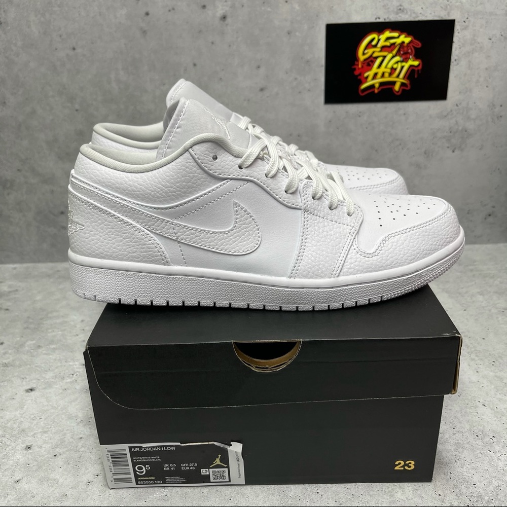 Nike Air Jordan Retro 1 low triple White 9.5